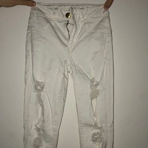 american eagle white ripped jeans